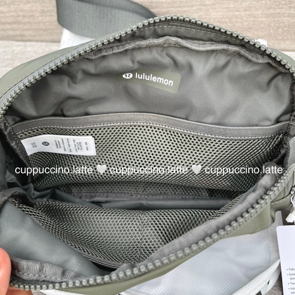 💚NWT💚Lululemon Athletica Everywhere Belt Bag Large in ‘Grey Sage’ - Picture 5 of 15